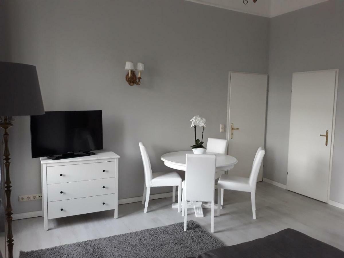 Seeblick Apartment/Zimmer Gmunden Zewnętrze zdjęcie